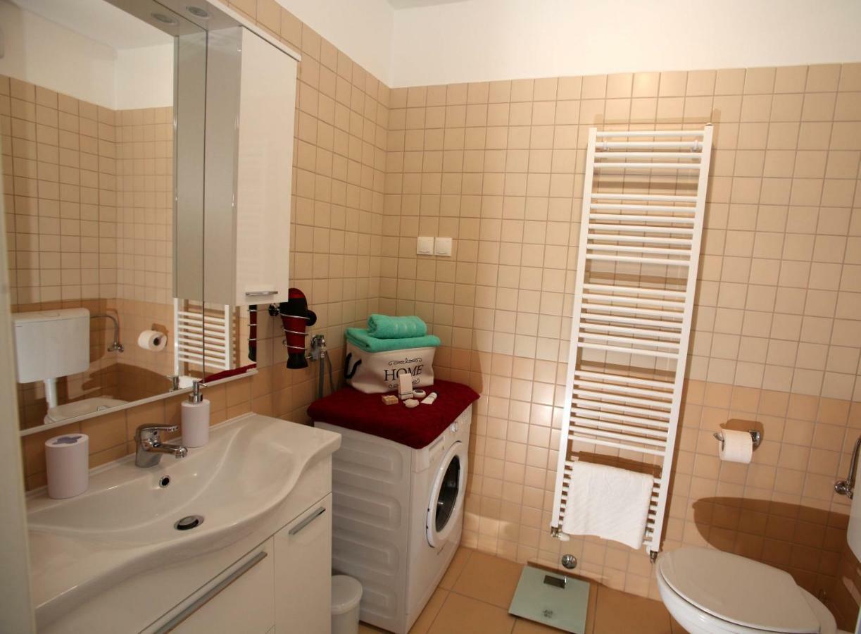 Apartment West Rijeka Ngoại thất bức ảnh